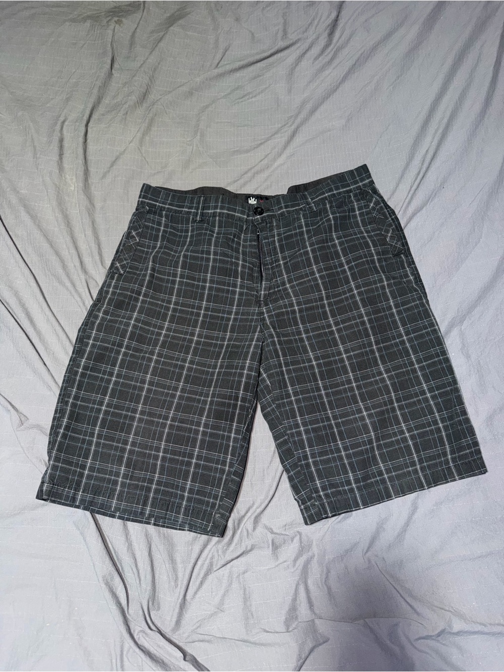 Micros Plaid Shorts Mens 38 Gray Skate Surf Y2K Casual Chino Shorts